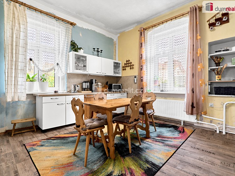 Prodej  vícegeneračního domu 500 m², pozemek 457 m² - foto 8