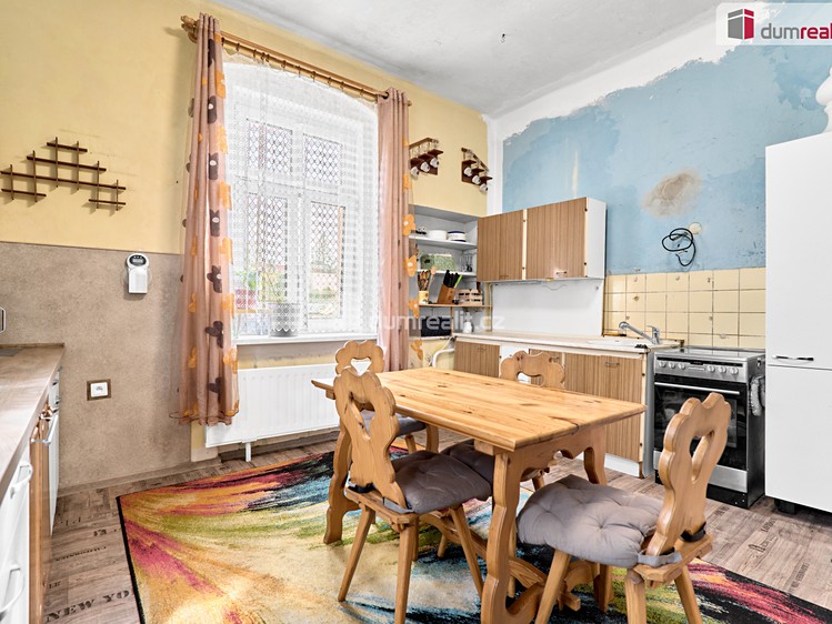 Prodej  vícegeneračního domu 500 m², pozemek 457 m² - foto 5