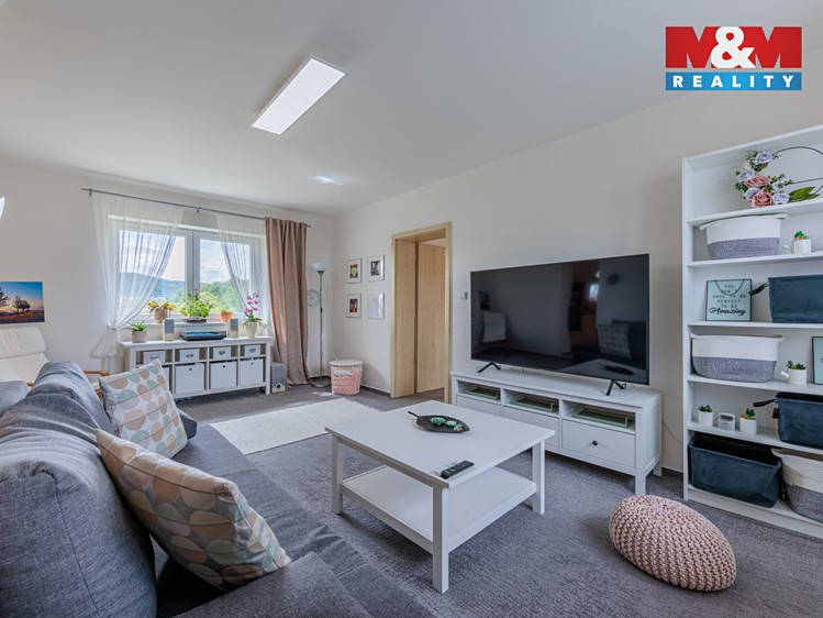Prodej  rodinného domu 182 m², pozemek 1 377 m² - foto 6