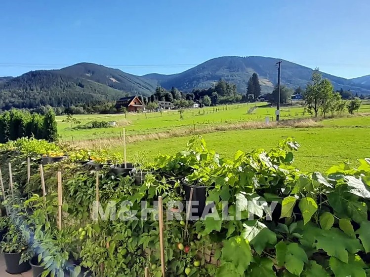 Prodej rodinného domu 218 m², pozemek 1 129 m² - foto 2