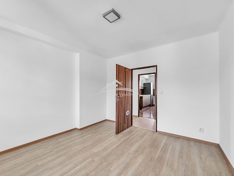Prodej rodinného domu 340 m², pozemek 876 m² - foto 6