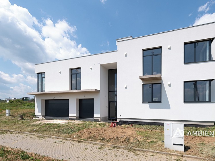 Prodej rodinného domu 532 m², pozemek 1 650 m² - foto 3