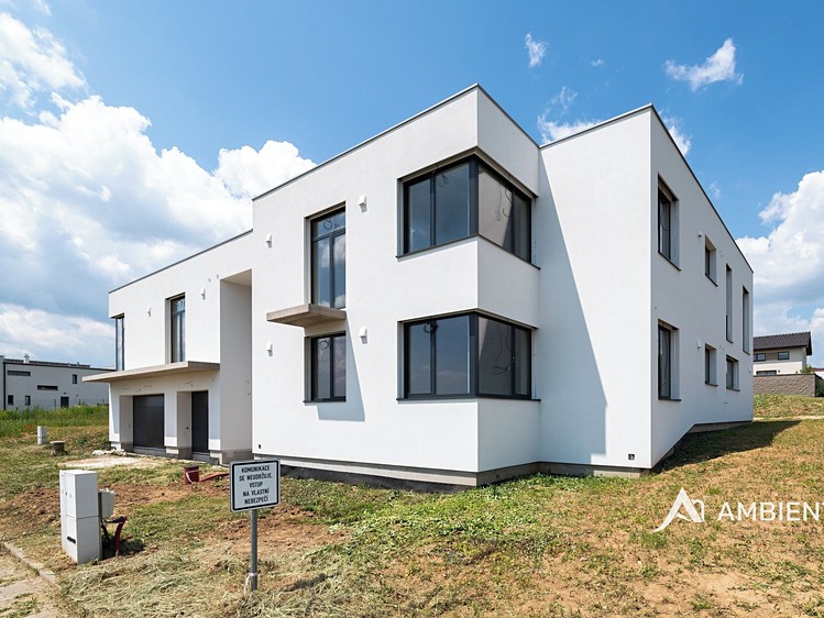 Prodej rodinného domu 532 m², pozemek 1 650 m² - foto 8