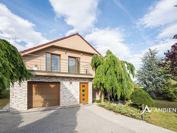 Prodej  rodinného domu 271 m², pozemek 975 m² - foto 7