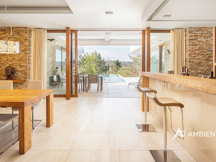 Prodej rodinného domu 388 m², pozemek 2 118 m² - foto 6