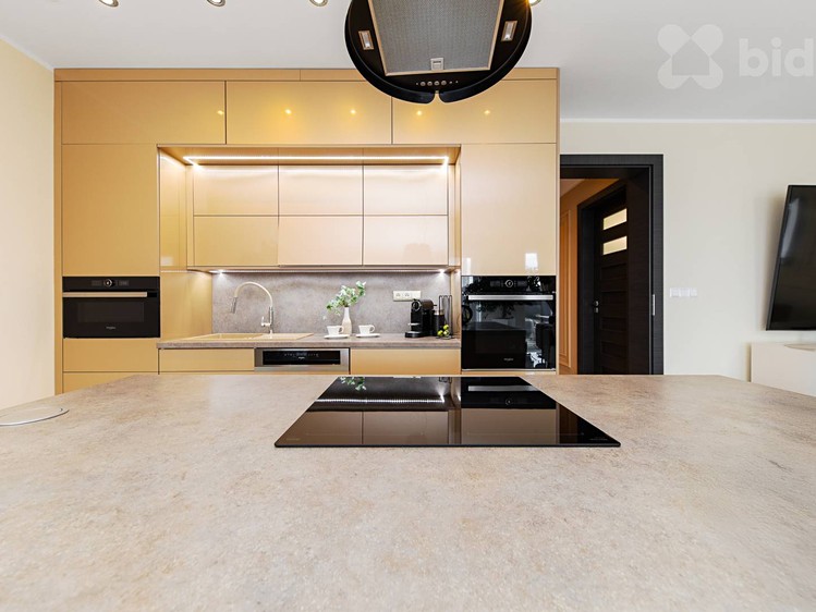 Prodej rodinného domu 168 m², pozemek 747 m² - foto 5