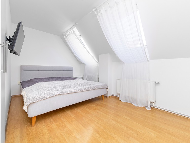Prodej rodinného domu 84 m², pozemek 168 m² - foto 8