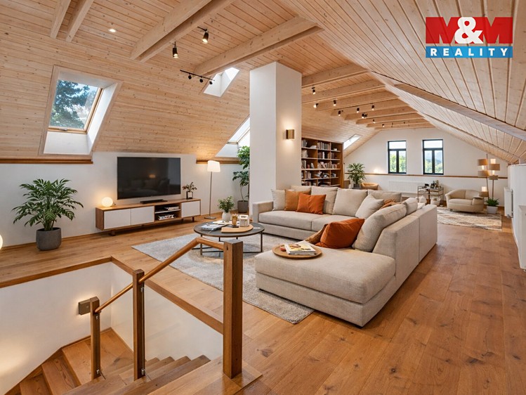 Prodej rodinného domu 332 m², pozemek 10 057 m² - foto 6