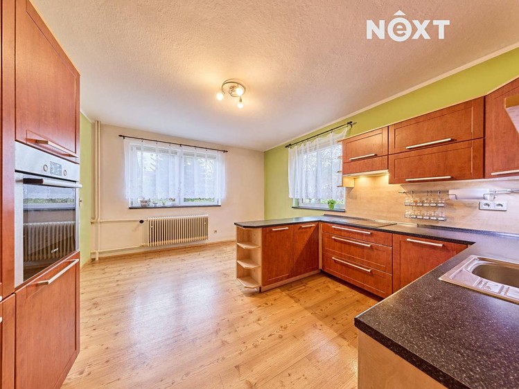 Prodej rodinného domu 128 m², pozemek 737 m² - foto 3