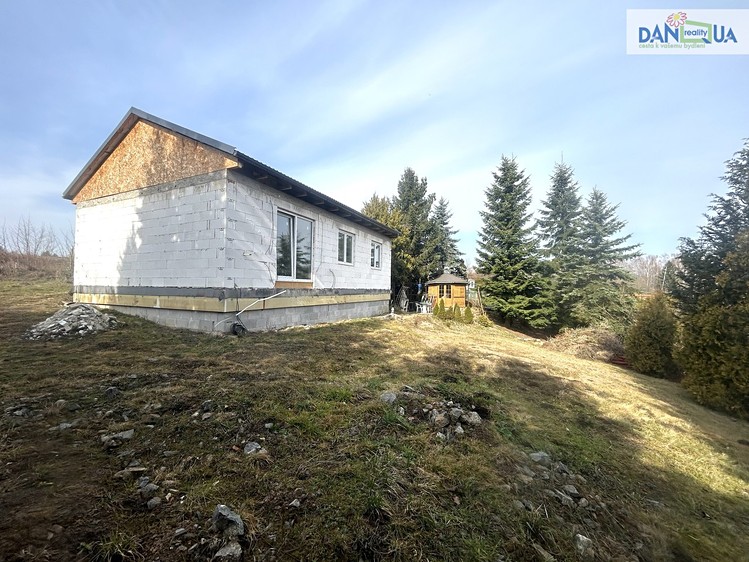 Prodej rodinného domu 60 m², pozemek 710 m² - foto 1