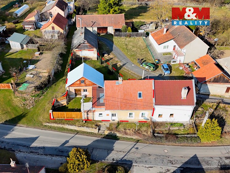 Prodej rodinného domu 57 m², pozemek 421 m² - foto 2