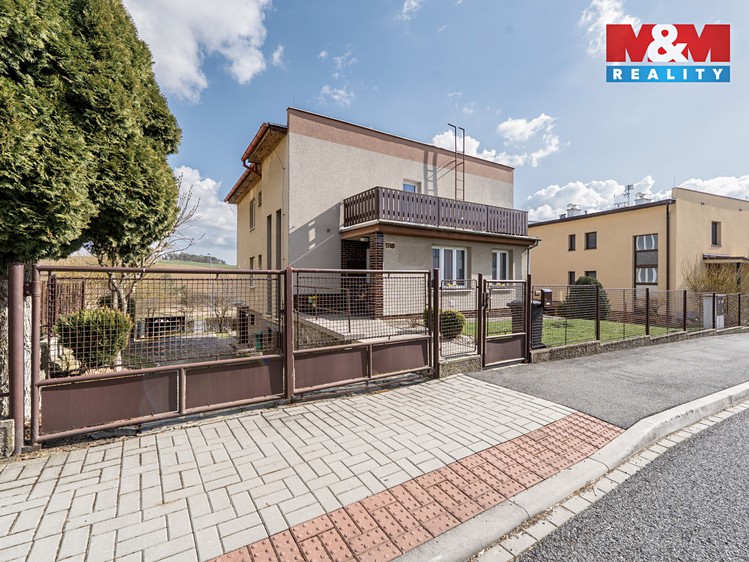 Prodej rodinného domu 185 m², pozemek 845 m² - foto 4