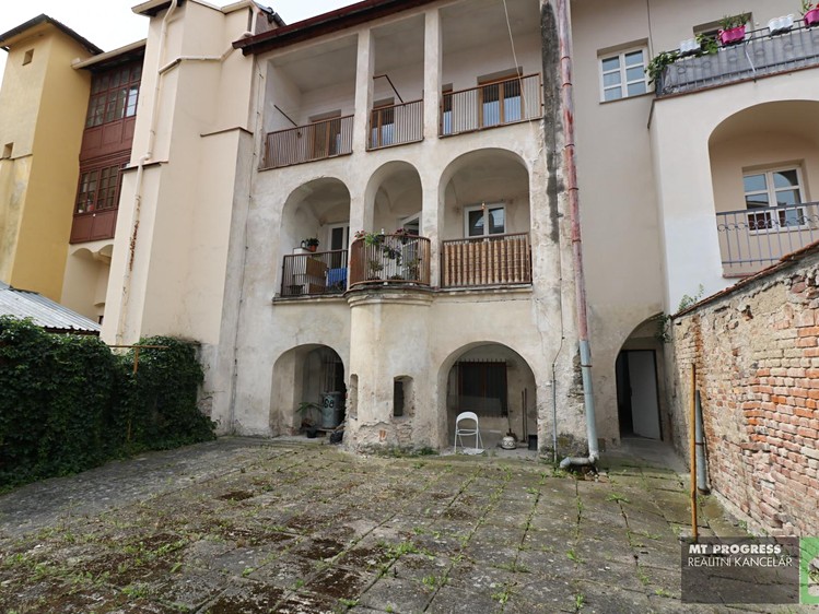 Prodej  rodinného domu 500 m², pozemek 362 m² - foto 5