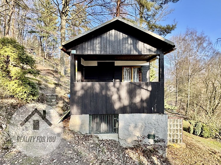 Prodej chaty 24 m², pozemek 1 236 m² - foto 1