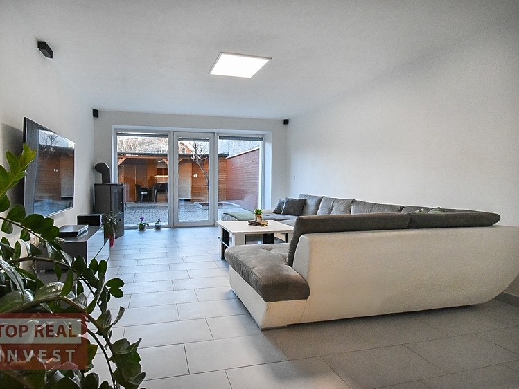 Prodej rodinného domu 119 m², pozemek 126 m² - foto 3