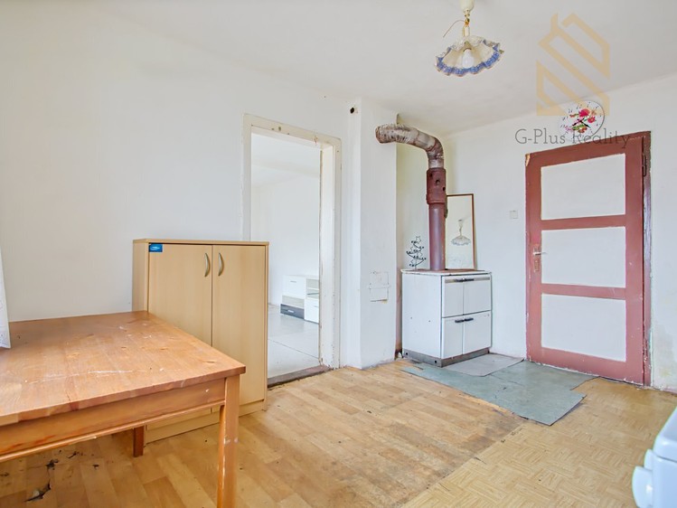 Prodej rodinného domu 80 m², pozemek 1 079 m² - foto 7