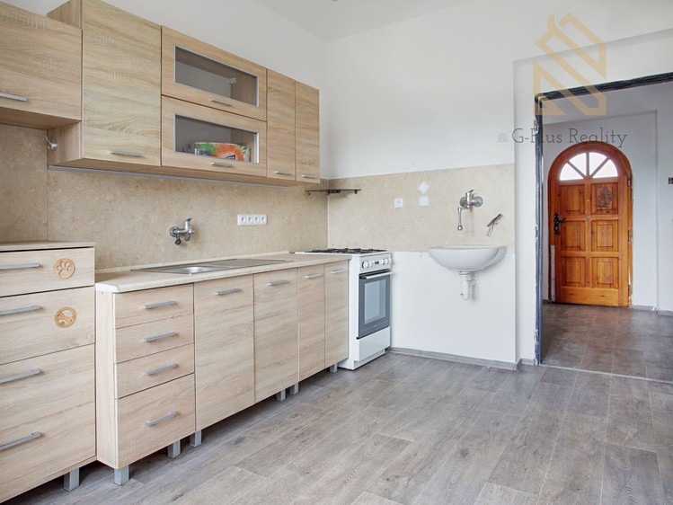 Prodej rodinného domu 158 m², pozemek 551 m² - foto 5