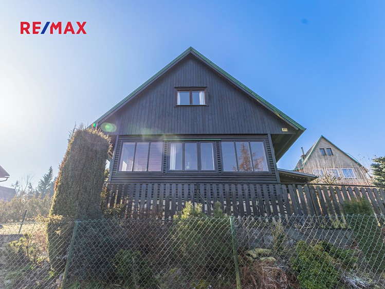 Prodej chaty 70 m², pozemek 256 m² - foto 1