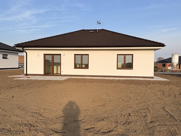 Prodej  rodinného domu 145 m², pozemek 670 m² - foto 3