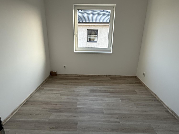 Prodej  rodinného domu 145 m², pozemek 670 m² - foto 7