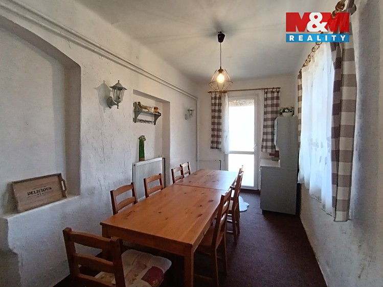 Prodej  rodinného domu 170 m², pozemek 1 347 m² - foto 3