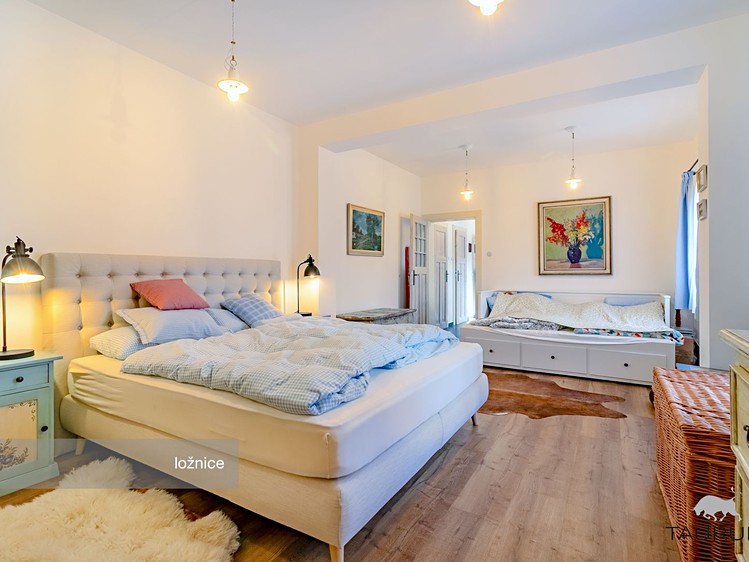 Prodej rodinného domu 730 m², pozemek 5 387 m² - foto 7