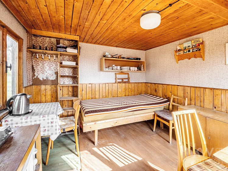 Prodej chaty 8 m², pozemek 392 m² - foto 4