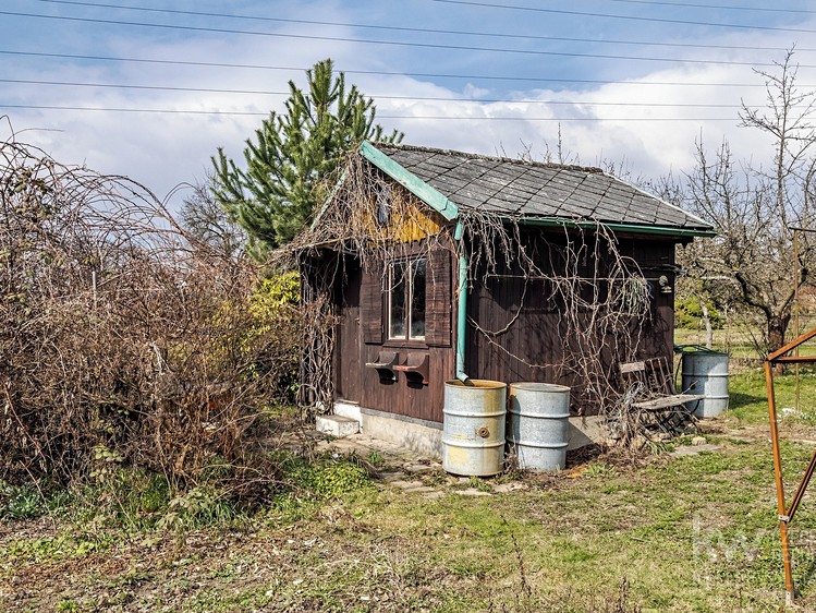 Prodej chaty 8 m², pozemek 392 m² - foto 2