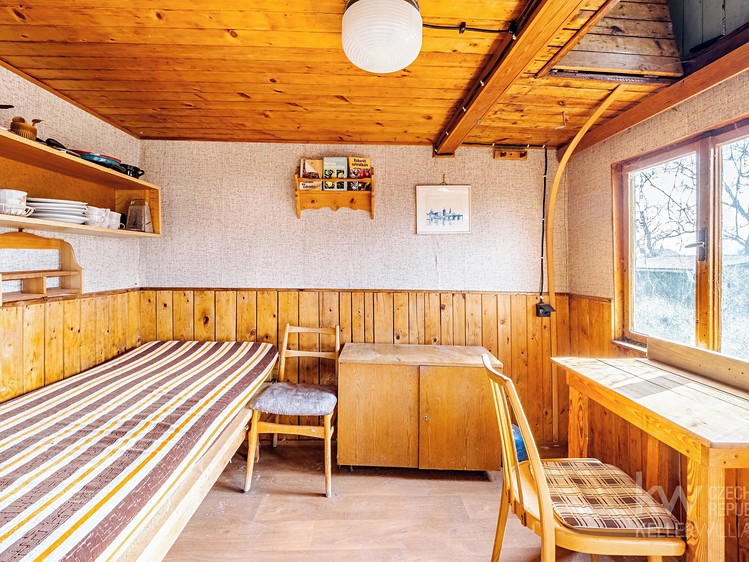 Prodej chaty 8 m², pozemek 392 m² - foto 5