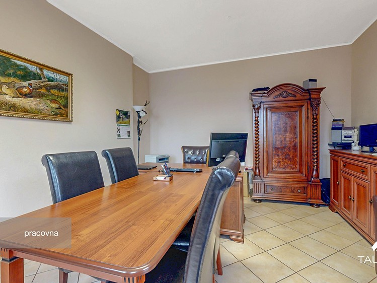 Prodej rodinného domu 591 m², pozemek 5 421 m² - foto 7