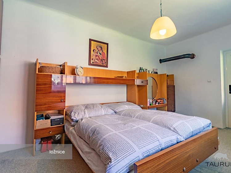 Prodej vícegeneračního domu 280 m², pozemek 2 260 m² - foto 7