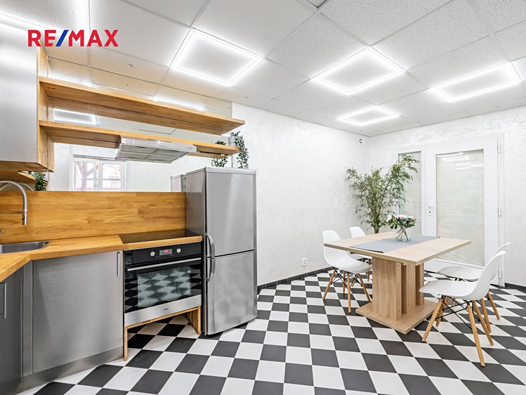 Prodej rodinného domu 70 m², pozemek 112 m² - foto 3