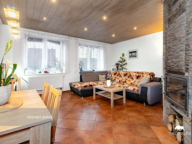 Prodej rodinného domu 99 m², pozemek 465 m² - foto 1
