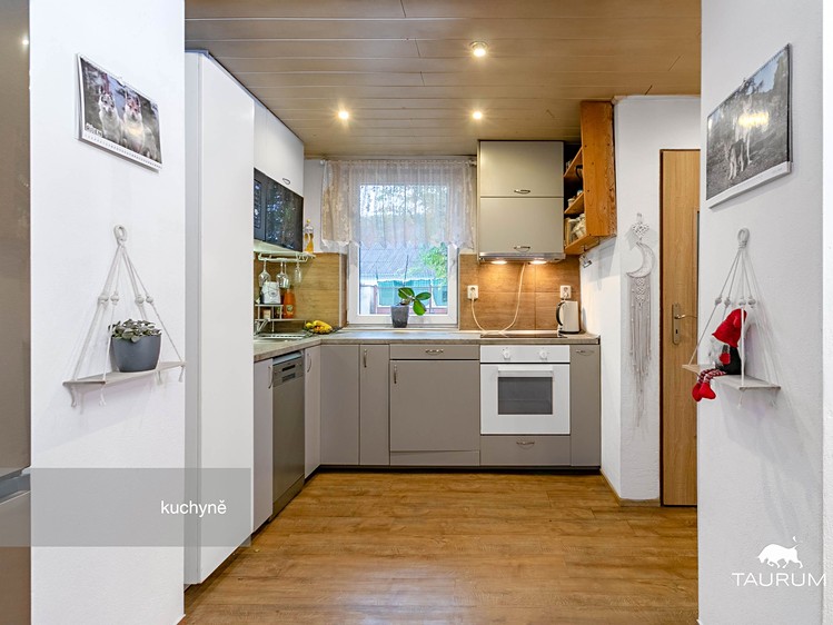 Prodej rodinného domu 99 m², pozemek 465 m² - foto 8