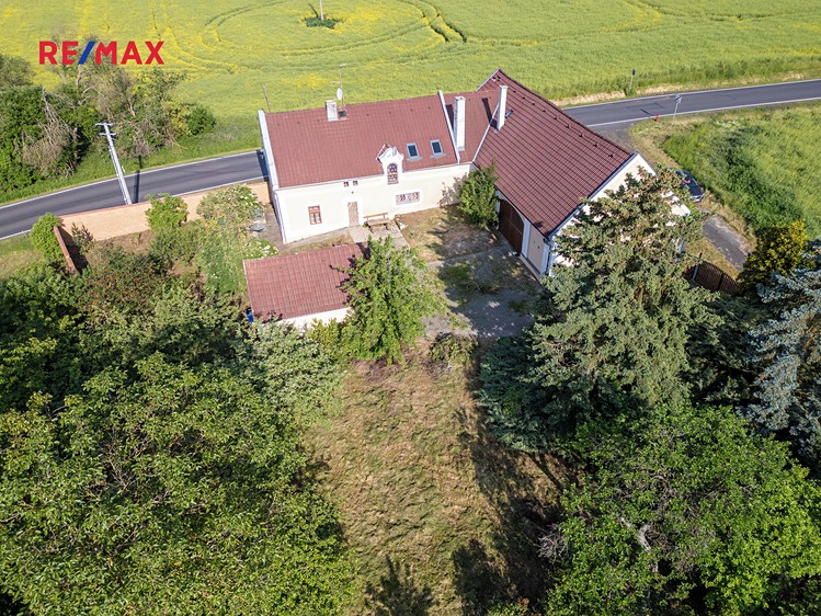Prodej chalupy 359 m², pozemek 2 460 m² - foto 2
