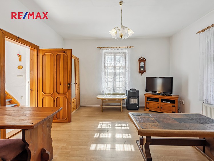 Prodej chalupy 359 m², pozemek 2 460 m² - foto 7