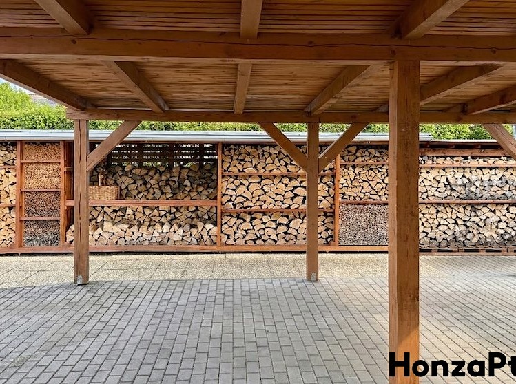 Prodej rodinného domu 66 m², pozemek 775 m² - foto 3