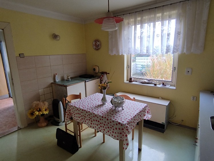Prodej  rodinného domu 83 m², pozemek 1 196 m² - foto 5