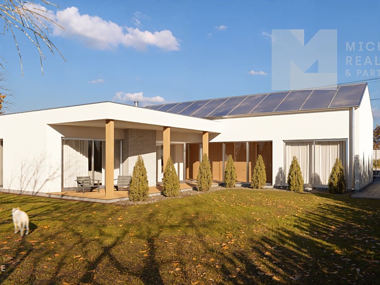 Prodej rodinného domu 114 m², pozemek 405 m² - foto 1