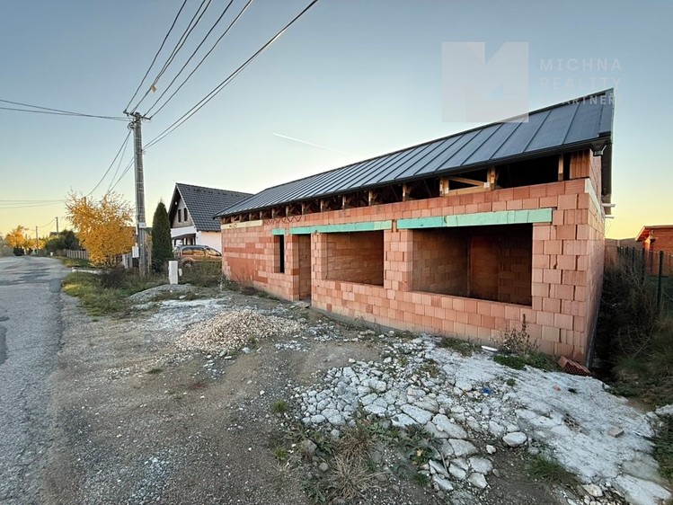 Prodej rodinného domu 114 m², pozemek 405 m² - foto 8
