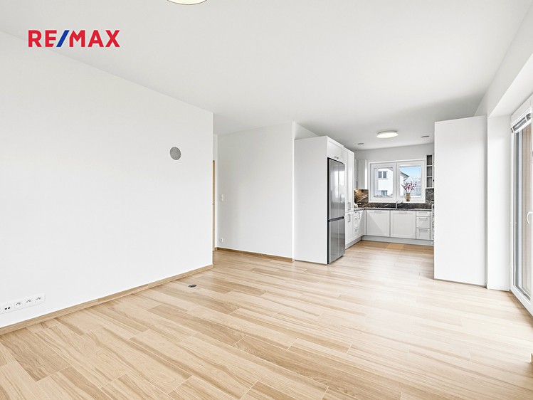 Prodej  rodinného domu 110 m², pozemek 656 m² - foto 5