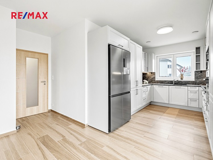 Prodej  rodinného domu 110 m², pozemek 656 m² - foto 8
