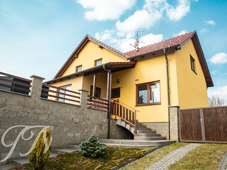 Prodej  rodinného domu 169 m², pozemek 903 m² - foto 7