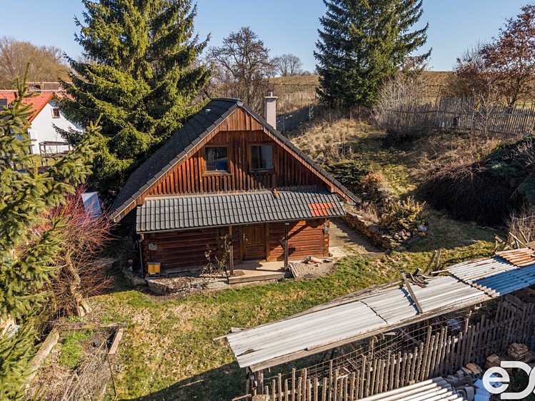 Prodej rodinného domu 92 m², pozemek 494 m² - foto 2