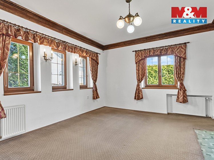 Prodej rodinného domu 180 m², pozemek 1 182 m² - foto 6