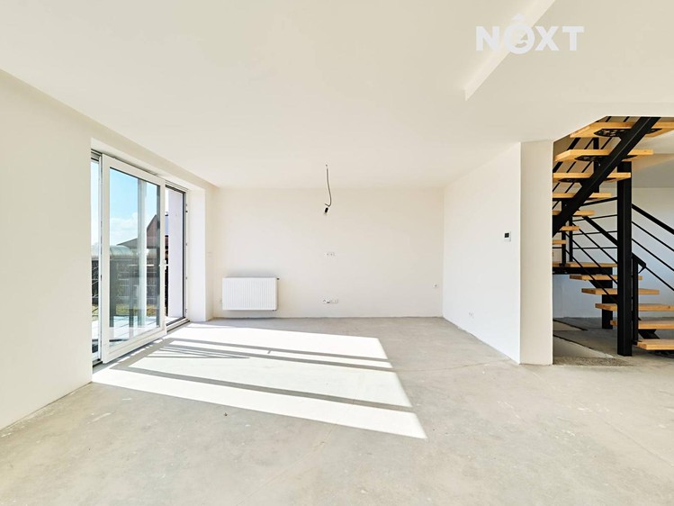 Prodej rodinného domu 250 m², pozemek 683 m² - foto 4