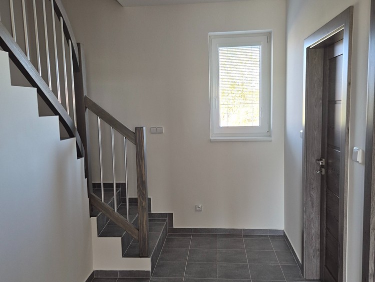 Prodej rodinného domu 100 m², pozemek 494 m² - foto 6