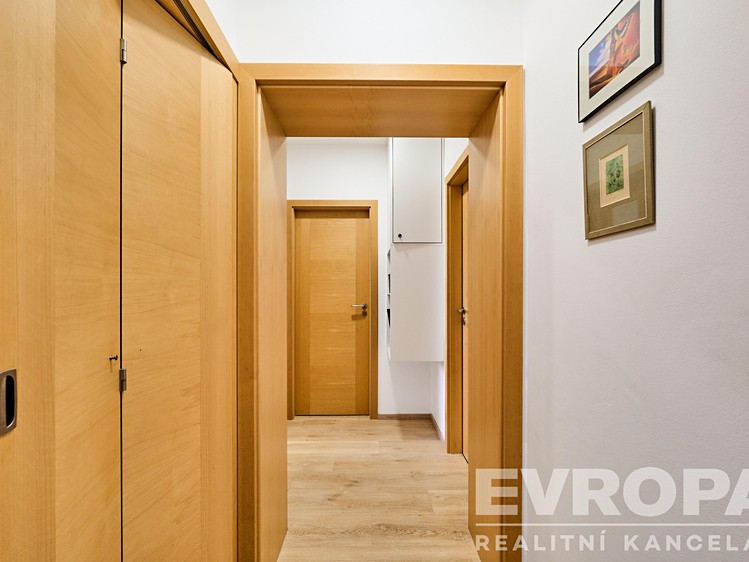 Prodej  rodinného domu 130 m², pozemek 472 m² - foto 8