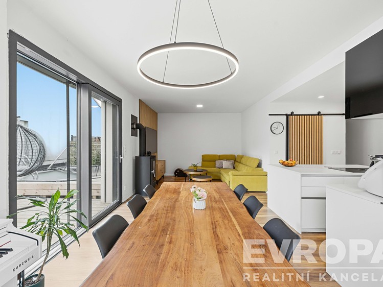 Prodej  rodinného domu 140 m², pozemek 309 m² - foto 4