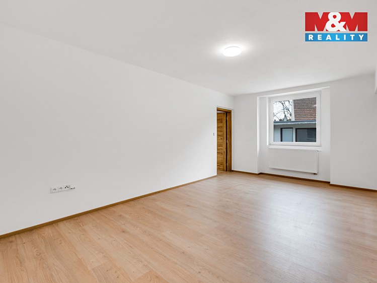 Prodej rodinného domu 90 m², pozemek 732 m² - foto 4